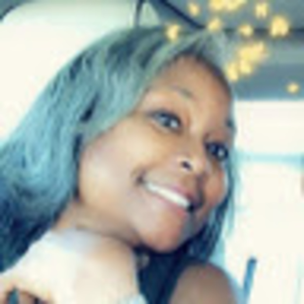 Meet your Posher, Latanya